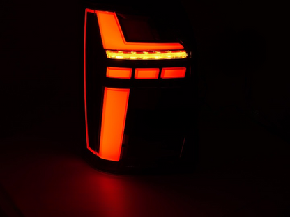 💫ART.5930 FARI POSTERIORI A BARRA LED ROSSE SEQ per VW T6 15-19 / T6.1 20-24💫