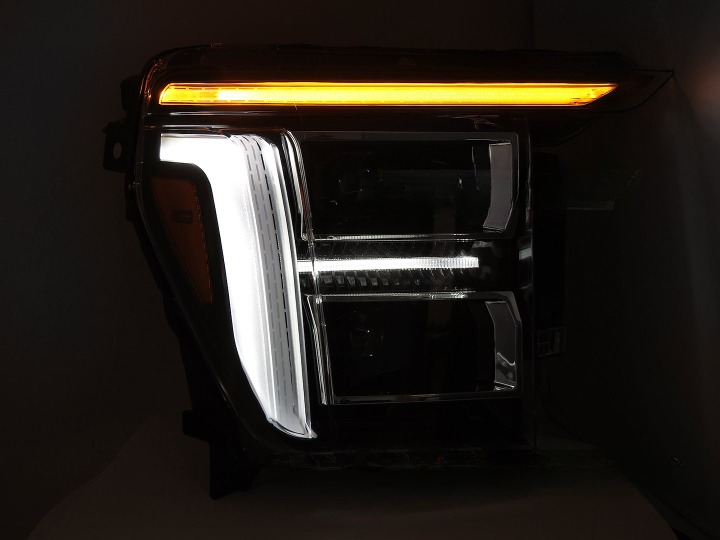 💕ART.9980 FARI  ANTERIOR FORD F150 MK14 20-23💕