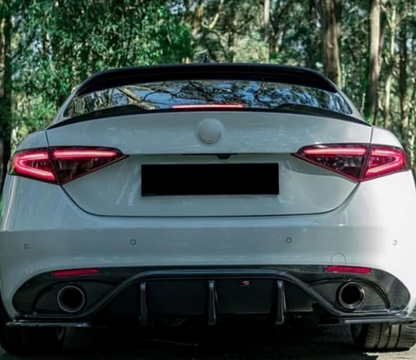 💕ART.7683 Spoiler  Alfa Romeo Giulia Sedan 2015-2023💕