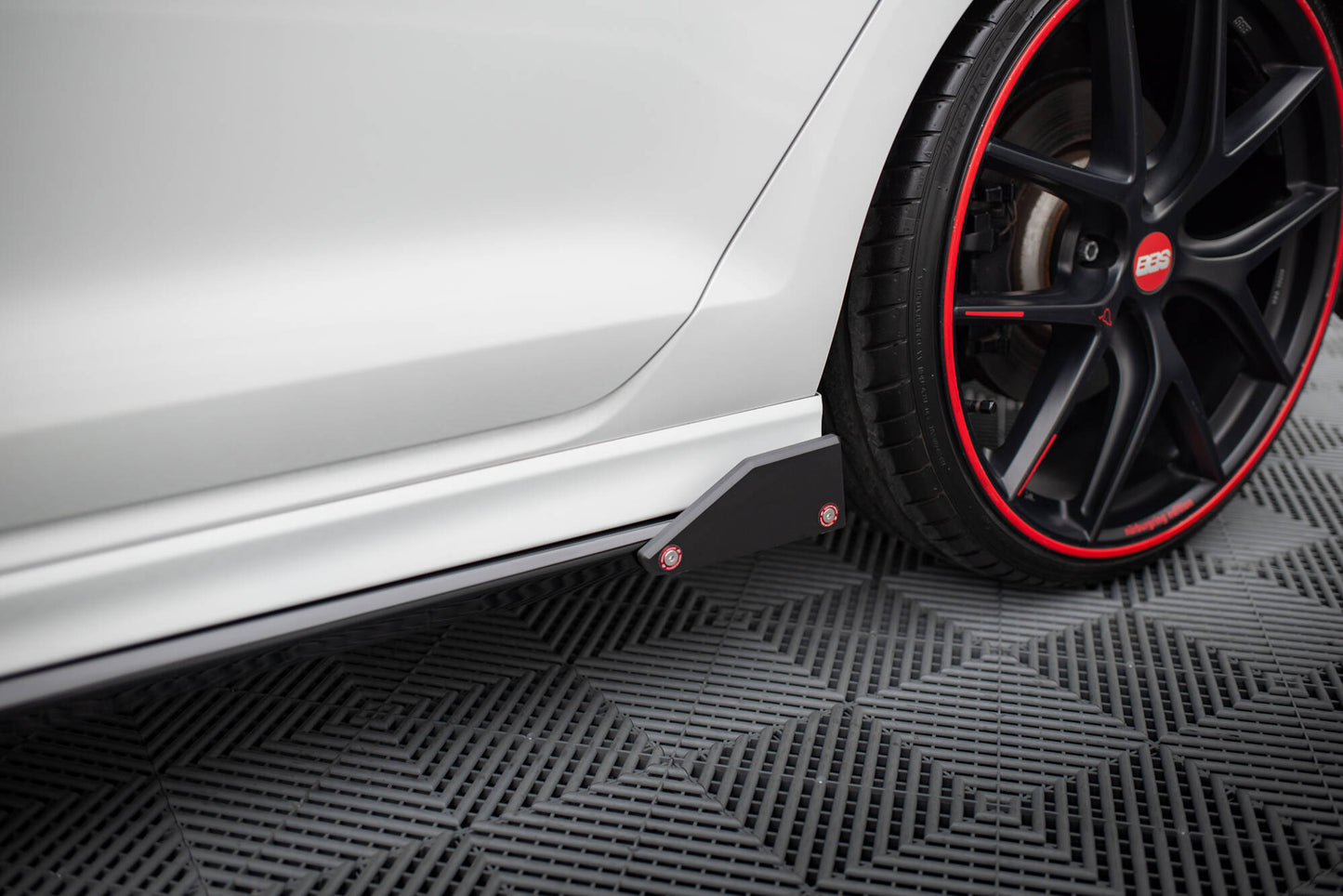 SIDE SKIRTS V.3 + FLAPS for VOLKSWAGEN GOLF R MK7 
