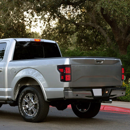 Fanali posteriori per Ford F150 2015-2020 con indicatore di direzione rosso【NON adatti per F150 Raptor】