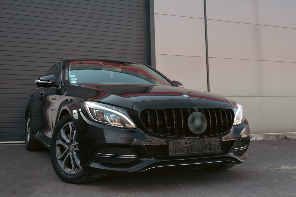 GRIGLIA ADATTA PER MERCEDES CLASSE C W205 2015-2018 NERO LUCIDO SENZA CAMERA GT