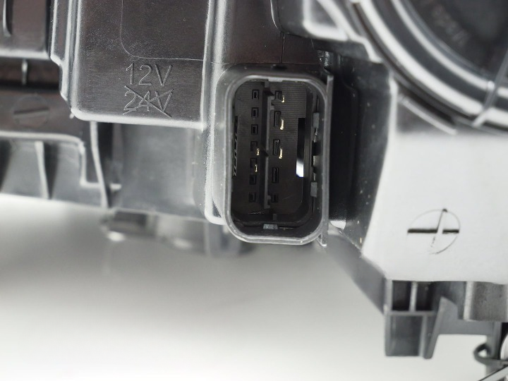 💫ART.7635 FARI FULL LED adatti per BMW Serie 5 G30 / G31 2017-2020💫