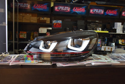 Griglia centrale adatta per VW Golf 6 VI (2008-2012) con fari LED DRL U-Design e