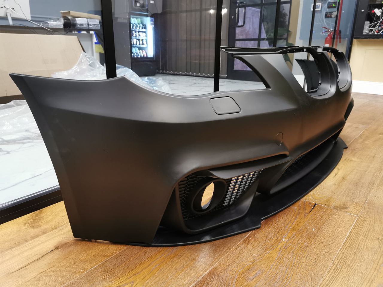 FRONT BUMPER SUITABLE FOR BMW 5 SERIES E60 E61 2003-2010 M4 LOOK