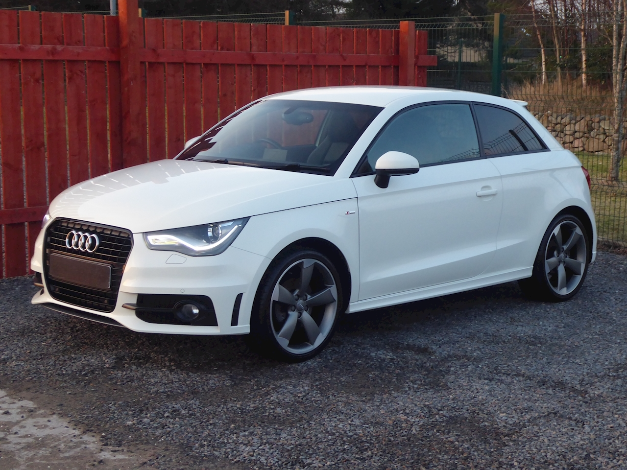 FARI ANTERIORI ADATTI PER AUDI A1 8X 2010-2015