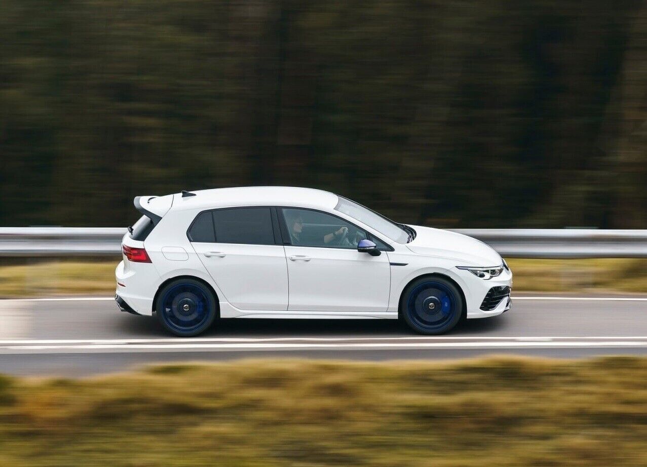 MINIGONNE ADATTE PER VW GOLF 8 LOOK SPORTIVE GREZZE