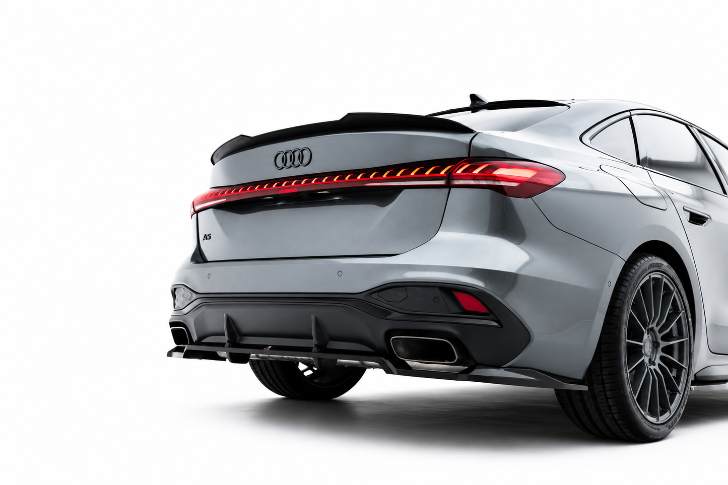 👉Splitter posteriore con barre verticali per Audi A5 S-Line Sedan/Avant (B10)👈