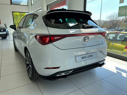 💕ART.10173 SPOILER Seat Leon FR MK4 / Cupra Leon Mk1  (2020-) NERO  LUCIDO💕