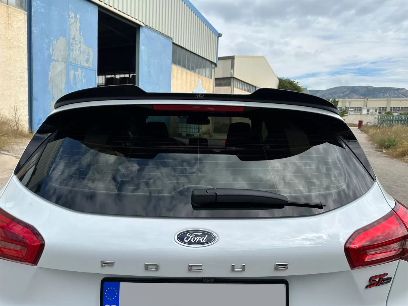 🔥TAPPO SPOILER ADATTO PER FORD FOCUS MK4 (2018+)🔥