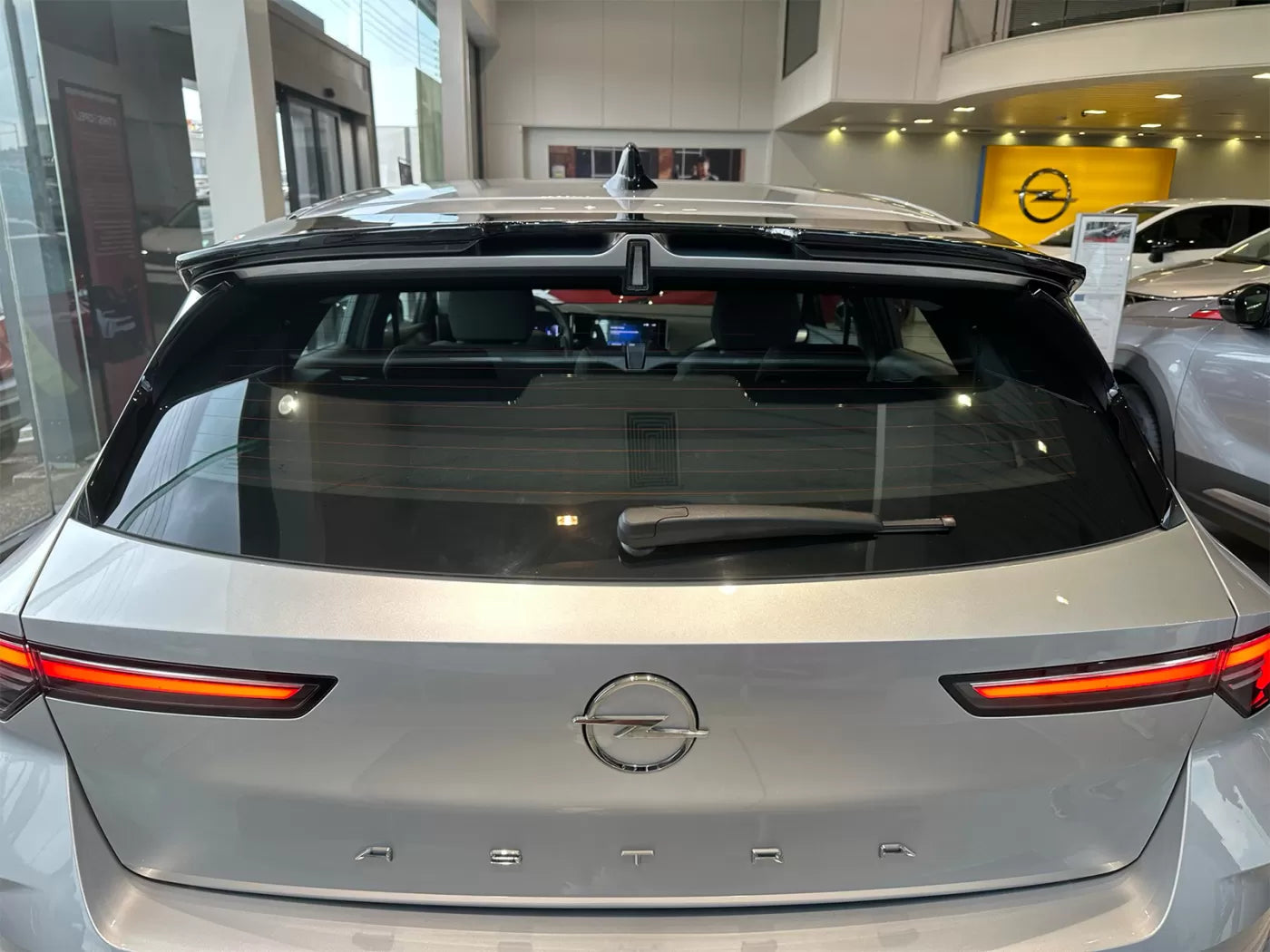 Roof spoiler Opel Astra L (2021-)