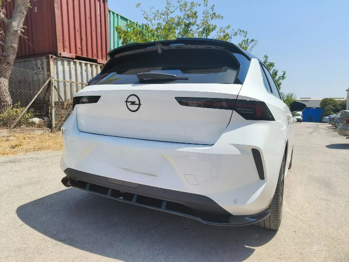 ART.2751  Spoiler tetto Opel Astra L (2021-)