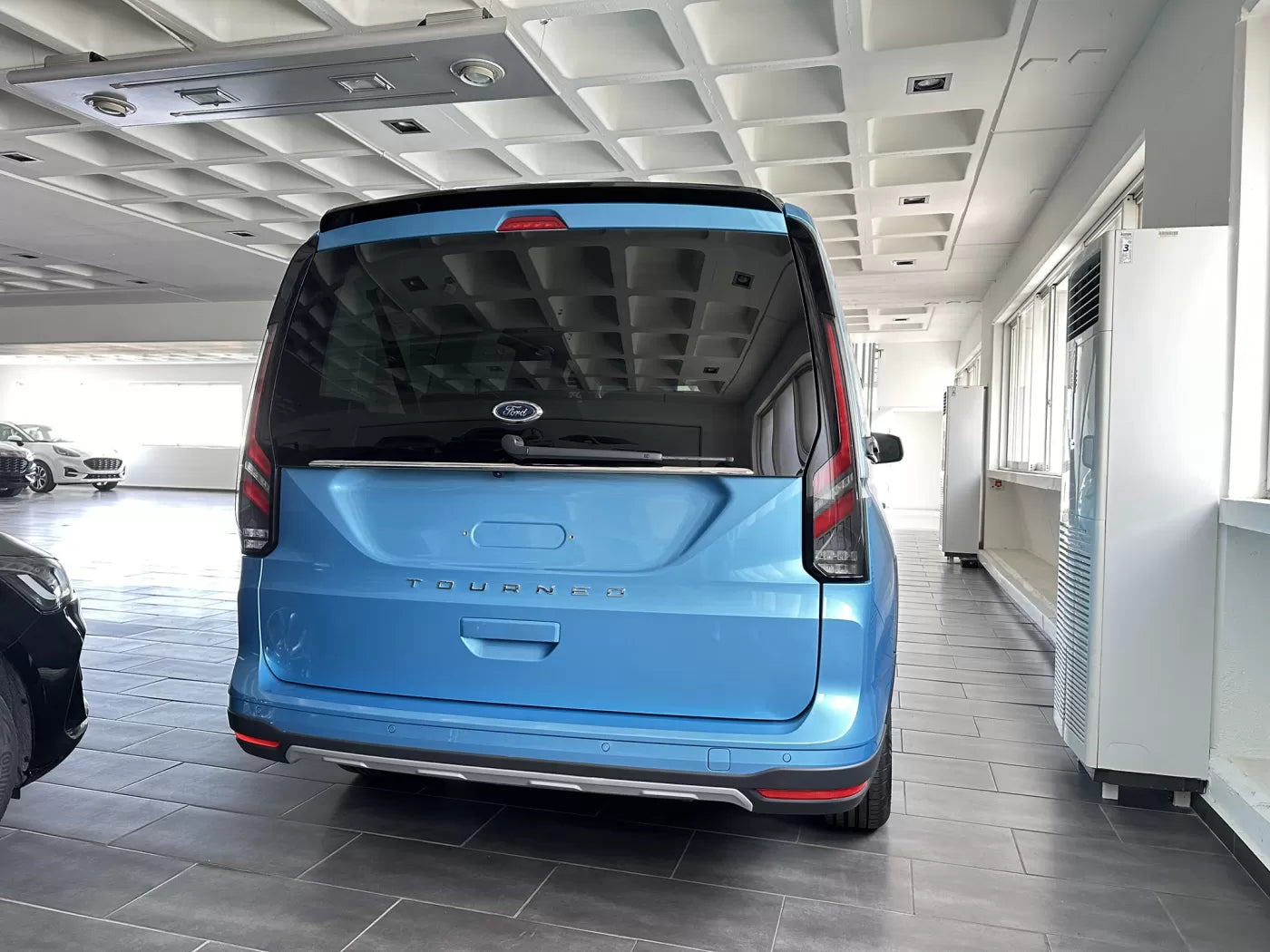 Spoiler Portellone adatto per Ford Tourneo Connect Mk3 2022- / Vw Caddy