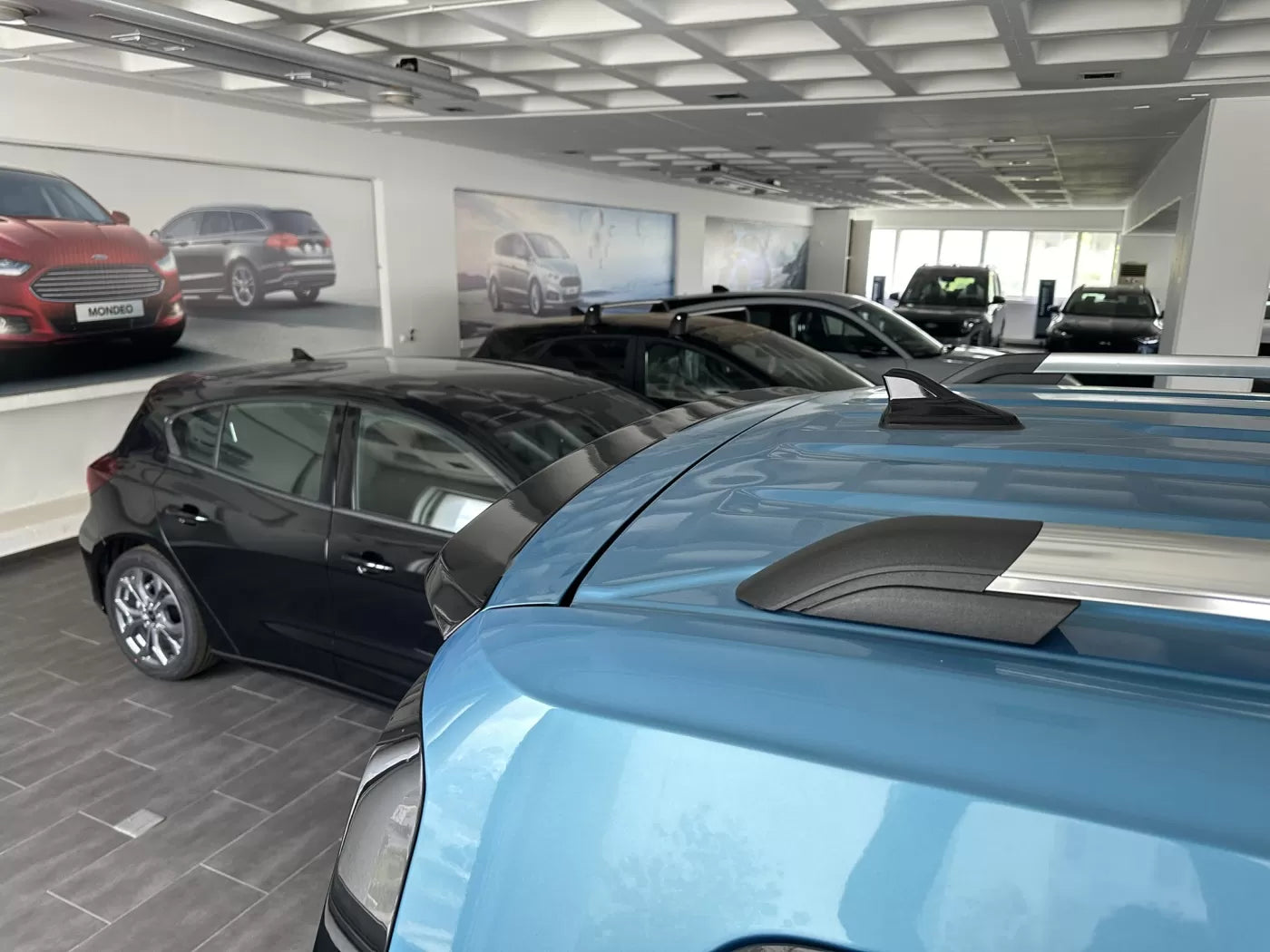 Spoiler Portellone adatto per Ford Tourneo Connect Mk3 2022- / Vw Caddy