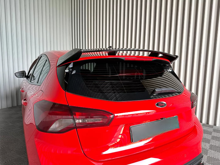 🔥SPOILER ADATTO PER Ford Focus Mk4 Hatchback (2018-)🔥