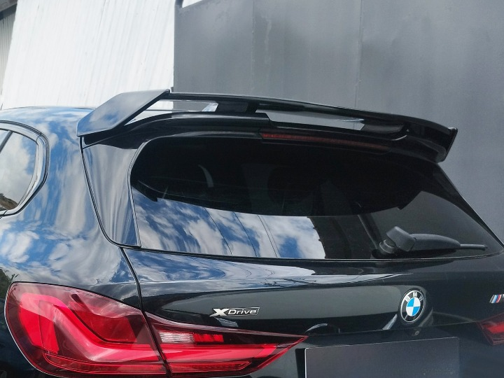 💫ART.3488 Spoiler tetto BMW Serie 1 M135i / 128ti / M-Pack F40💫