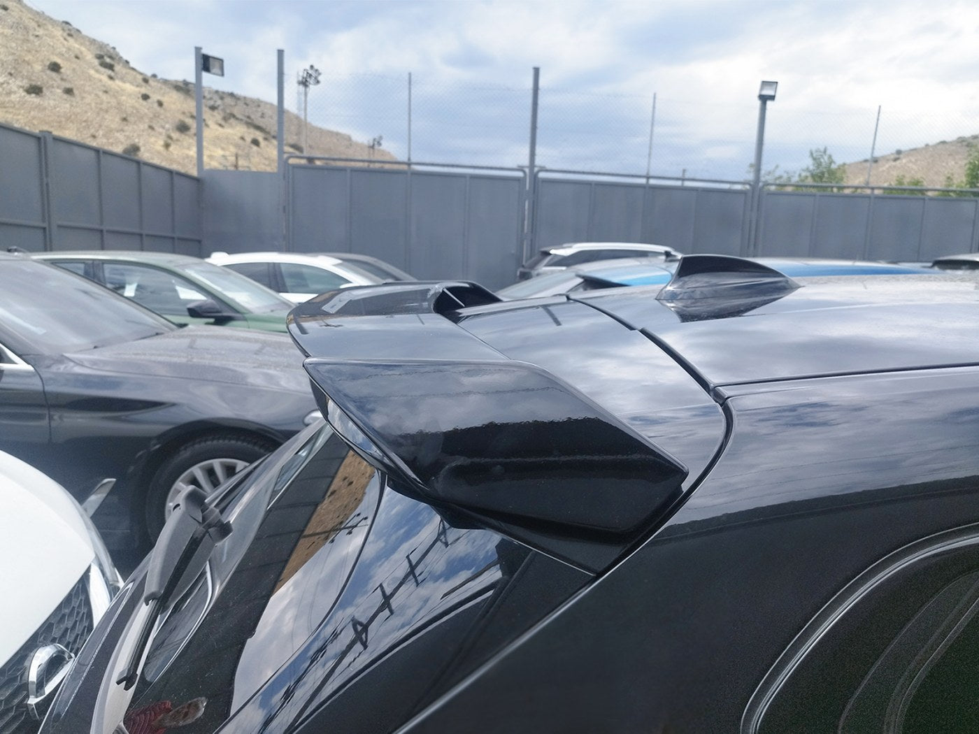 💫ART.3488 Spoiler tetto BMW Serie 1 M135i / 128ti / M-Pack F40💫