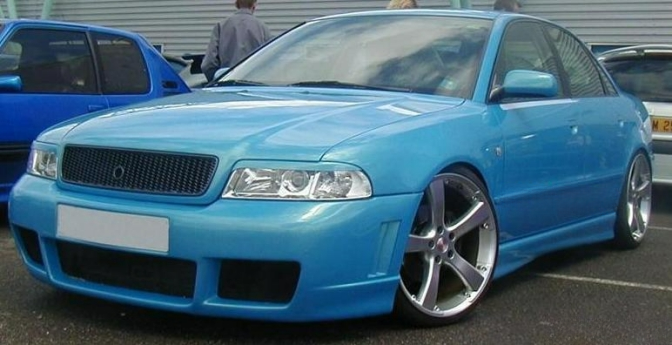 ❤️ Minigonne Laterali Compatibili con Audi A4 1995–2001 Look S-Line Ver.2❤️