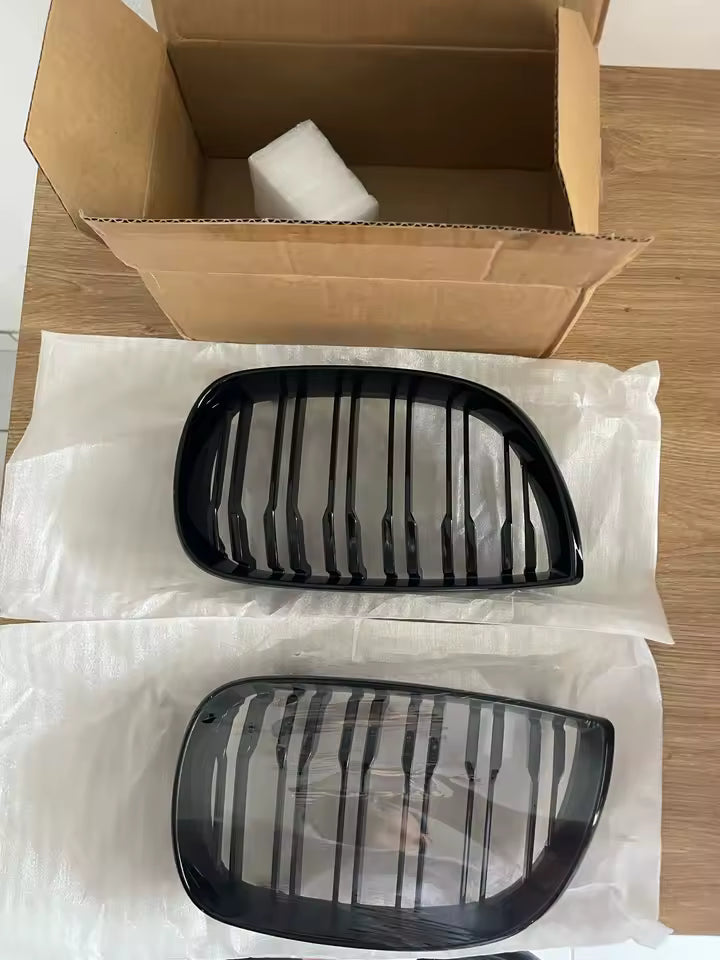 💫ART.8074 Griglia Doppio Stecca "Kindey M Style" per BMW Serie 1 2004-2011 💫