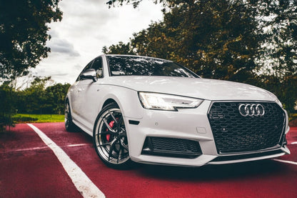 💥BODYKIT SUITABLE FOR Audi A4 B9 8W (2016-2018) with RS4 rear diffuser 💥 