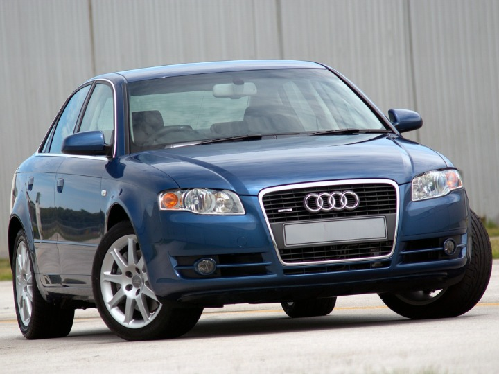 ART.5689  FARO SX ANTERIORI AUDI A4 B7 11.04-03.08