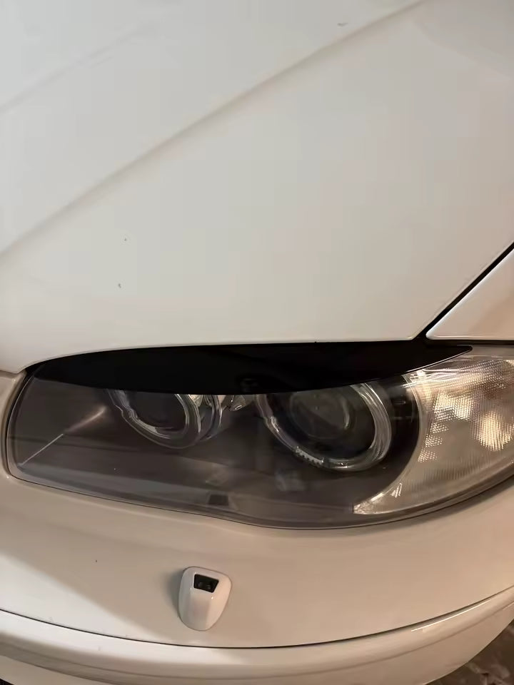 💫ART.8063 2 Coprifari (Palpebre) in Fibra di Carbonio per BMW Serie 1 04-13💫