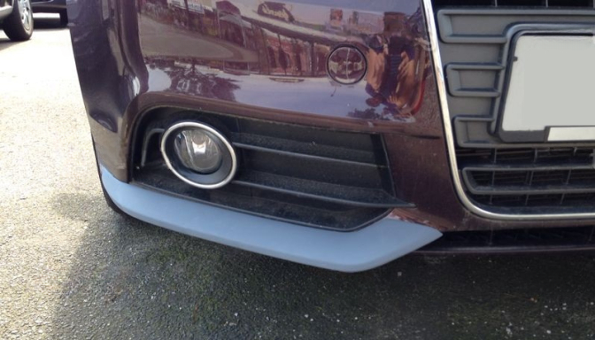 🌟SPOILER LABBRO ANTERIORE ADATTO PER AUDI A1 8X (2010–2014)🌟