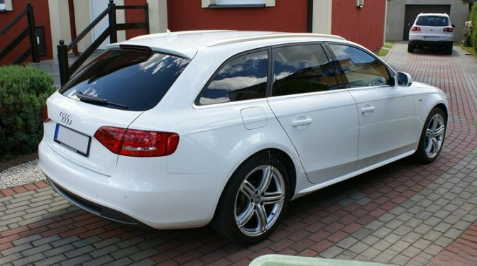 ❤️Minigonne Laterali per Audi A4 B8 Berlina/Avant 2008–2015 – Look S-Line❤️