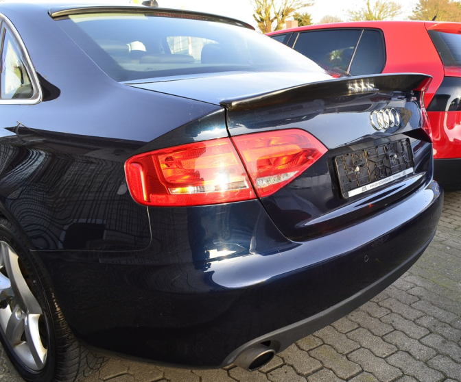 ❤️Spoiler Tappo Cofano Posteriore per Audi A4 B8 Berlina 2008–2011 – Look Spo ❤️