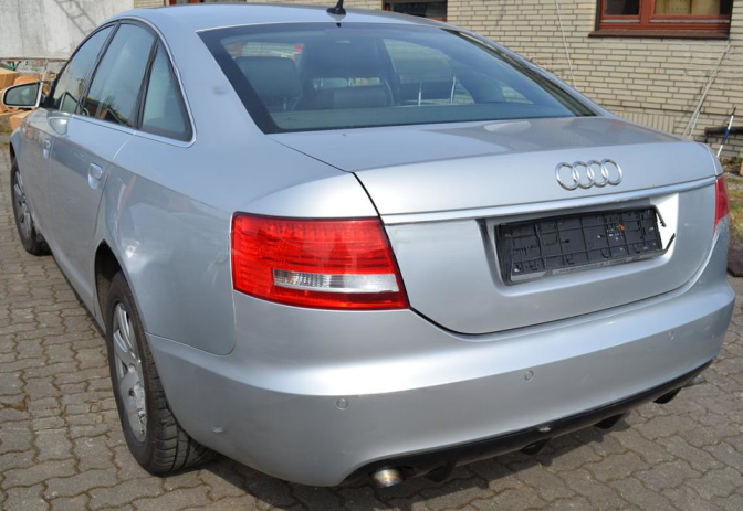 💕Diffusore posteriore paraurti per Audi A6 C6 Berlina 2004–2009 – Look RS6 v1💕