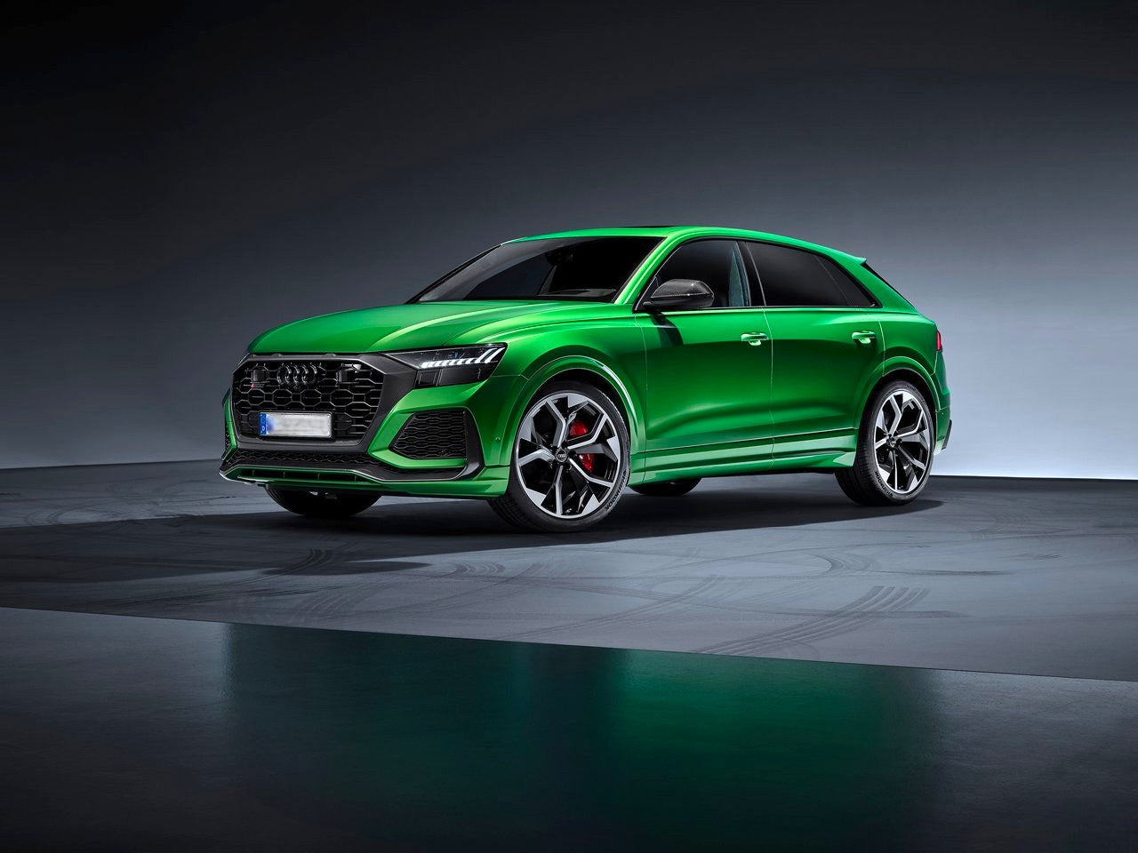 💥ART.4111 Paraurti Anteriore adatto per AUDI Q8 18-25 LOOK S LINE💥