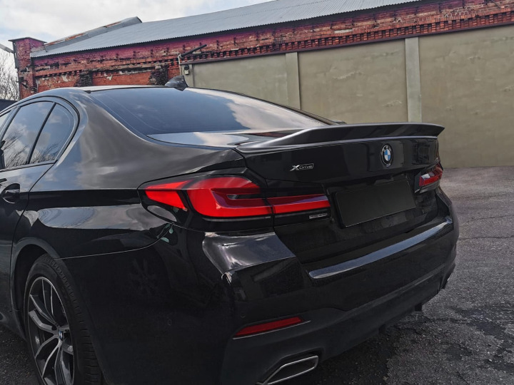 🔥Spoiler Posteriore in ABS Nero / Nero Lucido per BMW Serie 5 G30 (2017–2023)🔥