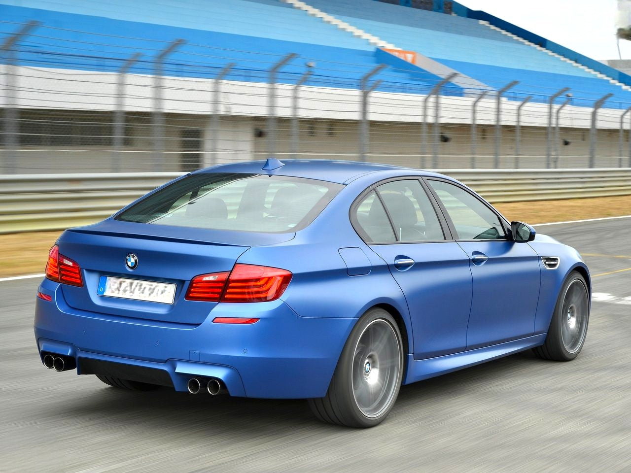 💥ART.4184 Paraurti Posteriore adatto per BMW F10 10-16 LOOK M5💥