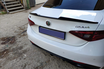 Glossy black SPOILER SUITABLE FOR ✨Alfa Romeo Giulia 2015+✨ 