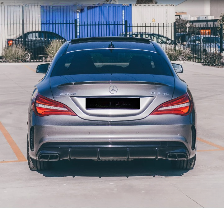 💫ART.7045 Diffusore + Terminali CLA45 AMG Look per CLA 2013-2019💫