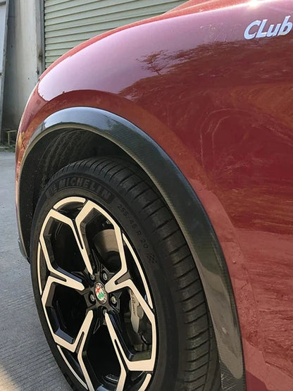 Widened fenders suitable for Alfa Romeo Stelvio glossy black 