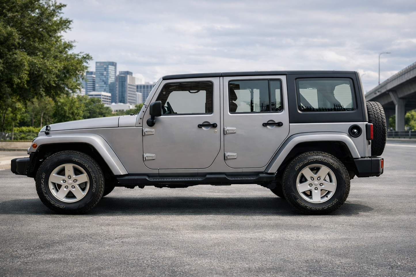 💫ART.8036 Pedane Laterali per Jeep Wrangler III JK 4 porte stile OEM 2007-2017💫