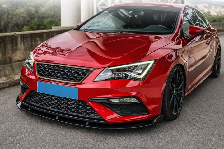 💫ART.8142 Splitter Anteriore per Seat Leon MK3 2017-2020 LCl💫