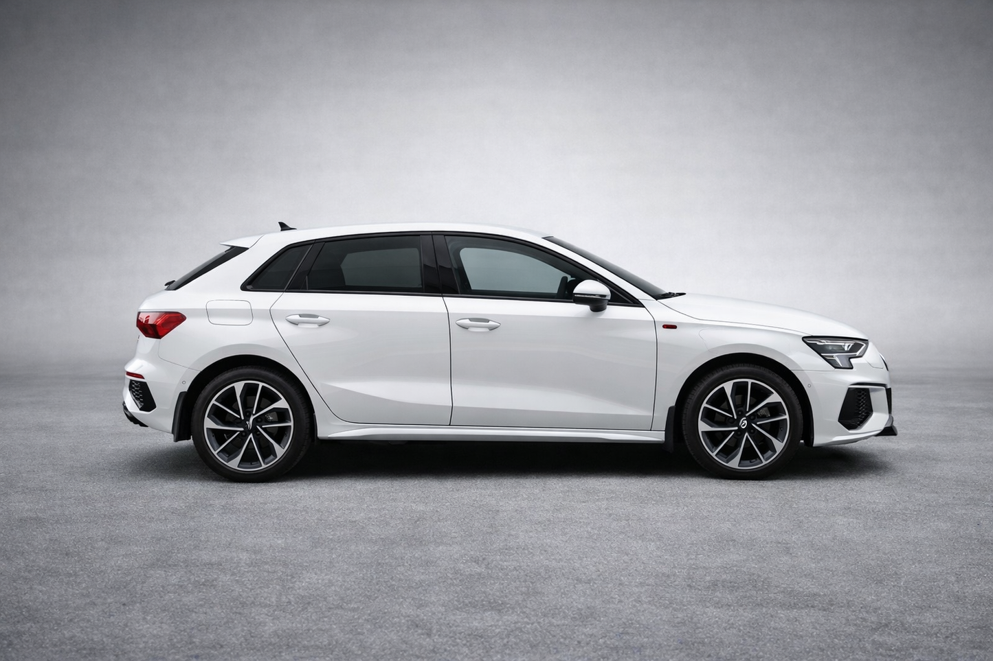 💫ART.8264 (10 pz) Modanature Finestrini Laterali per Audi A3 S3 Hatchback 2021+💫