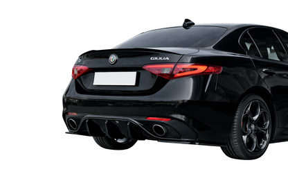 💕ART. 0232 SPOILER ALFA  ROMEO GIULIA NERO LUCIDO LOOK MAXTON💕