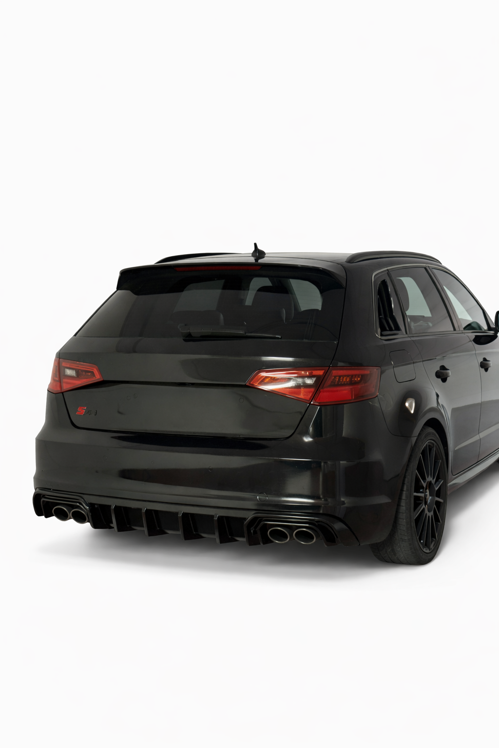 💕ART.2150 DIFFUSORE AUDI A3 8V 2012-2016 SLINE S3 NERO LUCIDO 2+2 💕