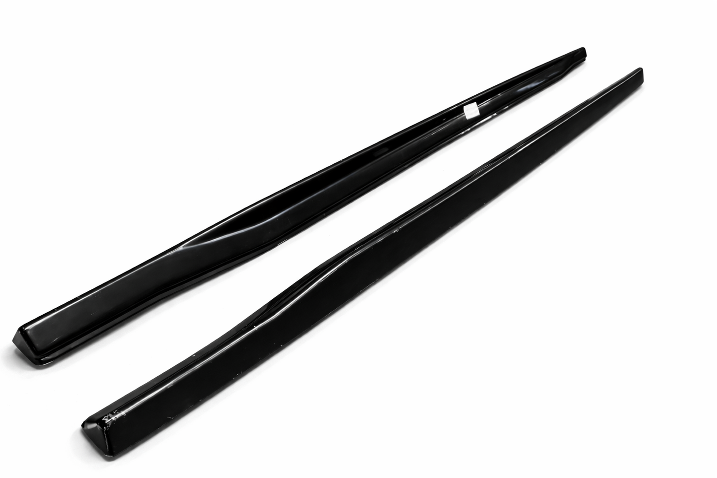 ART. 0264 MINIGONNE GOLF 8 VIII 2019+ LOOK GTI NERO LUCIDO