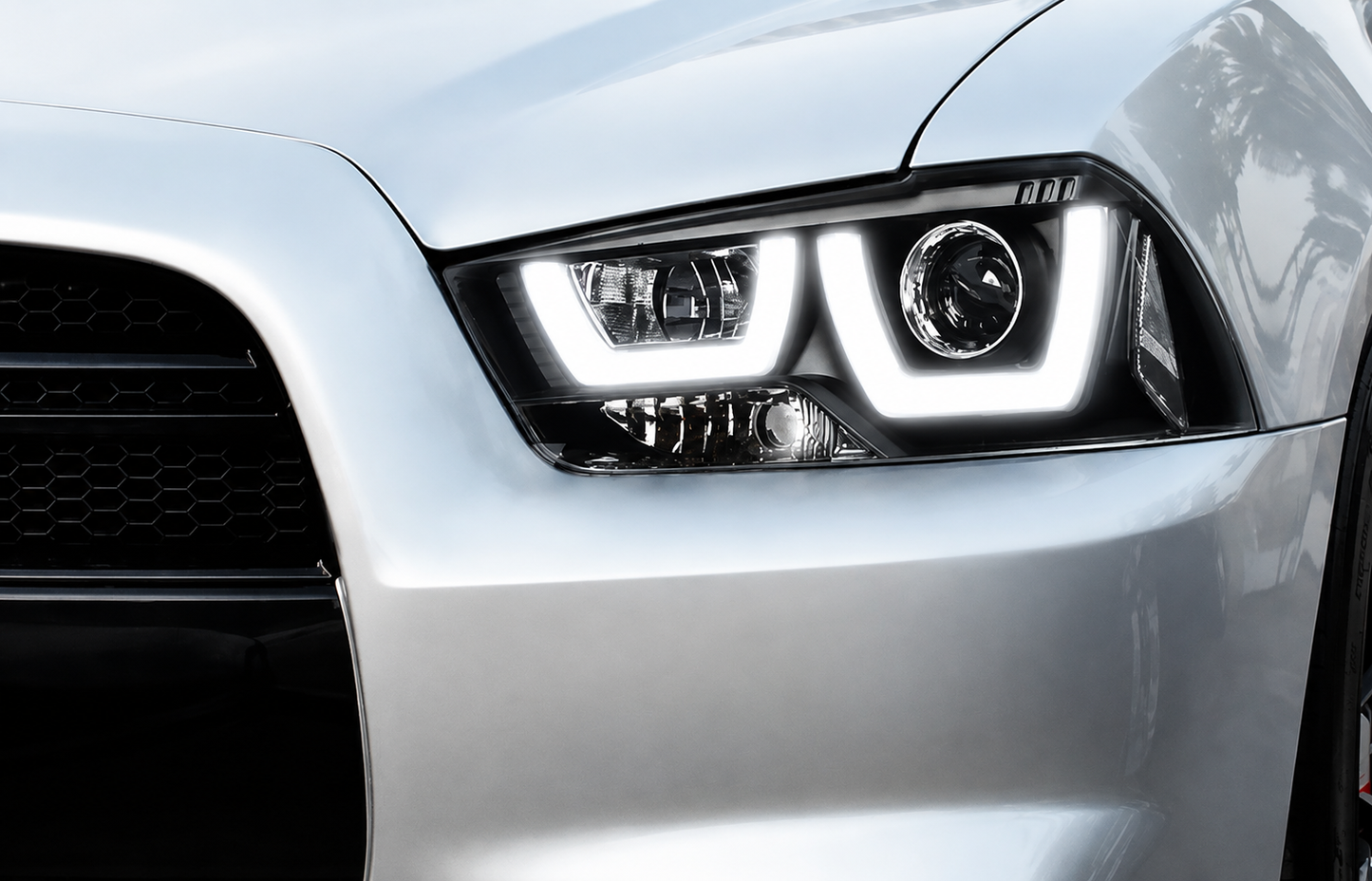 💕 Fari Anteriori Adatto per Dodge Charger LX II 2011-2015 U-Type LED Neri 💕