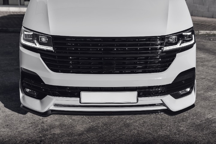 💫ART.7510 GRIGLIA NERA LUCIDA CON / BASE LOGO per VW T6.1 2020+💫