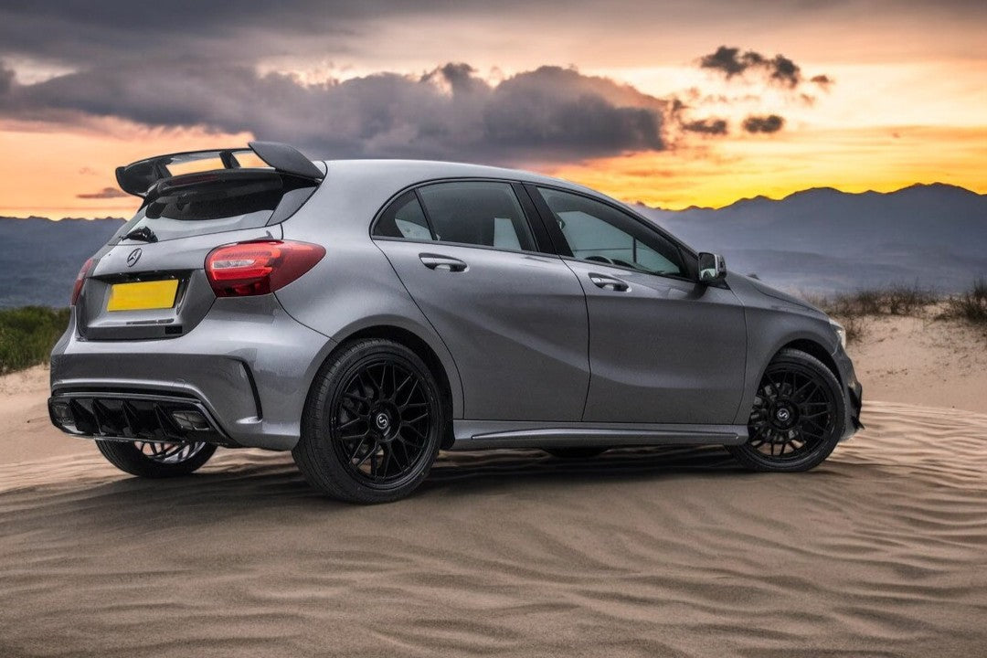 ✨Spoiler Alettone adatto per Mercedes A-Class W176 (2013–2018) in ABS Nero✨