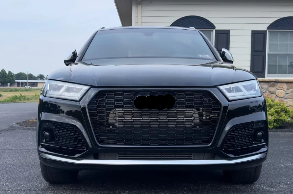 💫ART.4786 GRIGLIE SPORTIVA NERO LUCIDO PDC PER AUDI Q5 FY 2016-2020💫