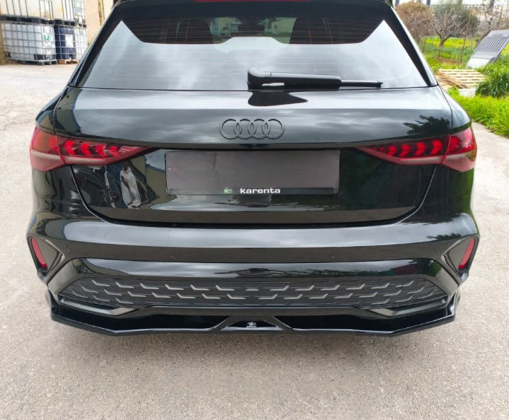 💕ART.9701  Splitter posteriore Audi A3 S-Line 8Y Faceback NERO LUCIDO💕