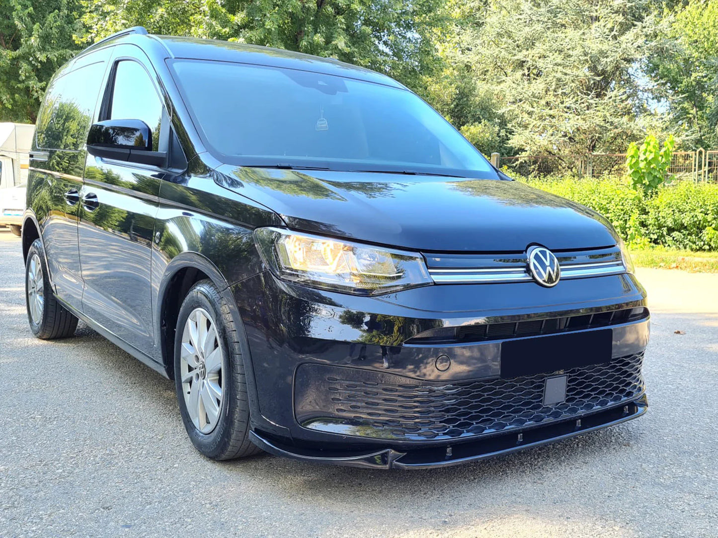 Front Splitter suitable for VW VOLKSWAGEN Caddy MK5 2021+