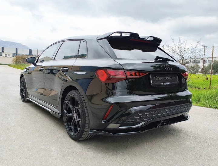 💕ART.9701  Splitter posteriore Audi A3 S-Line 8Y Faceback NERO LUCIDO💕