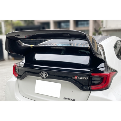 💕ART.9517 SPOILER Toyota Yaris GR 2021 Carbono💕